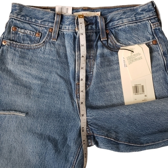 NWT Levi's Wedgie Icon Fit High Rise Distressed Ankle Jeans in Athens As… - Picture 12 of 12